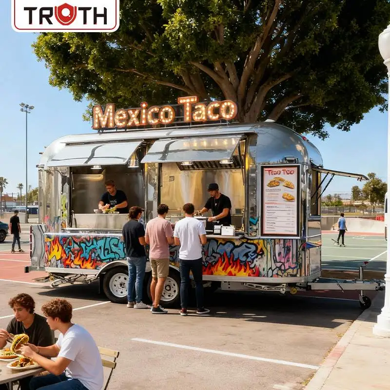 Concessione di camion con rimorchio Taco completamente attrezzato